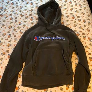 Men’s Washed champion hoodie sizeSMALL/ used
